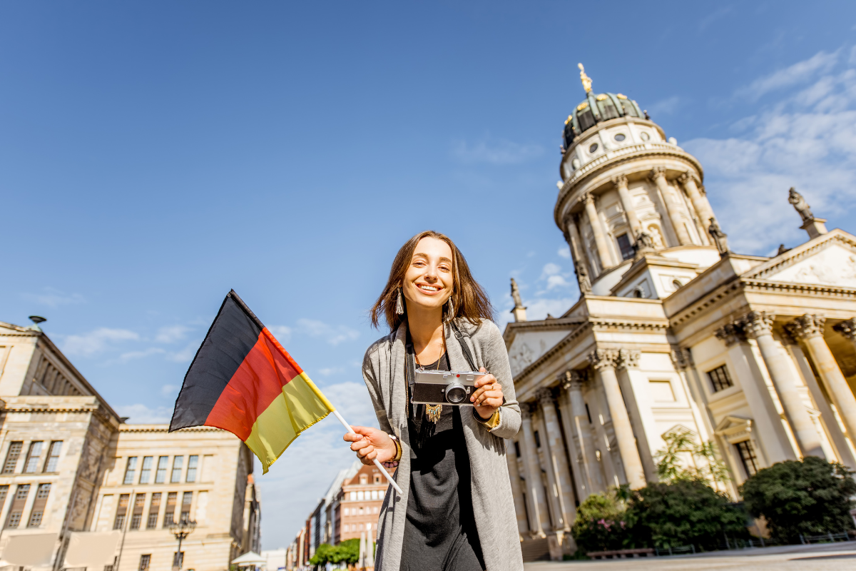 Germany Shifts Right as Christian Democrats Projected to Win Elections
