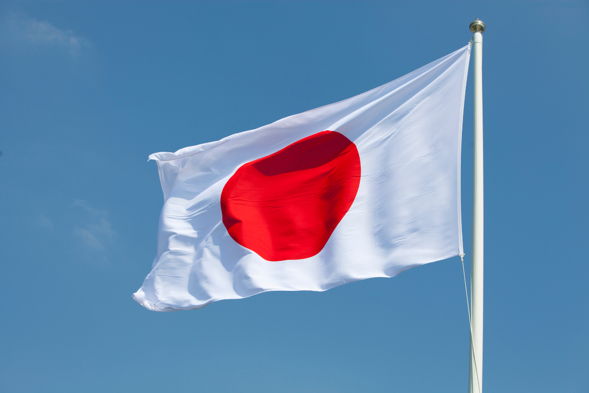Japan’s Defense Chief Strengthens Military Ties with the Philippines During Luzon Visit