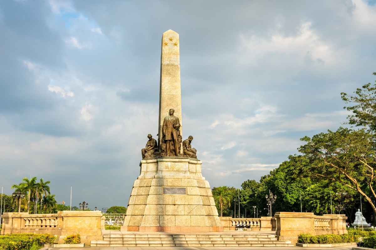 Philippine Government Advances Infrastructure Plans Amid Ongoing Challenges